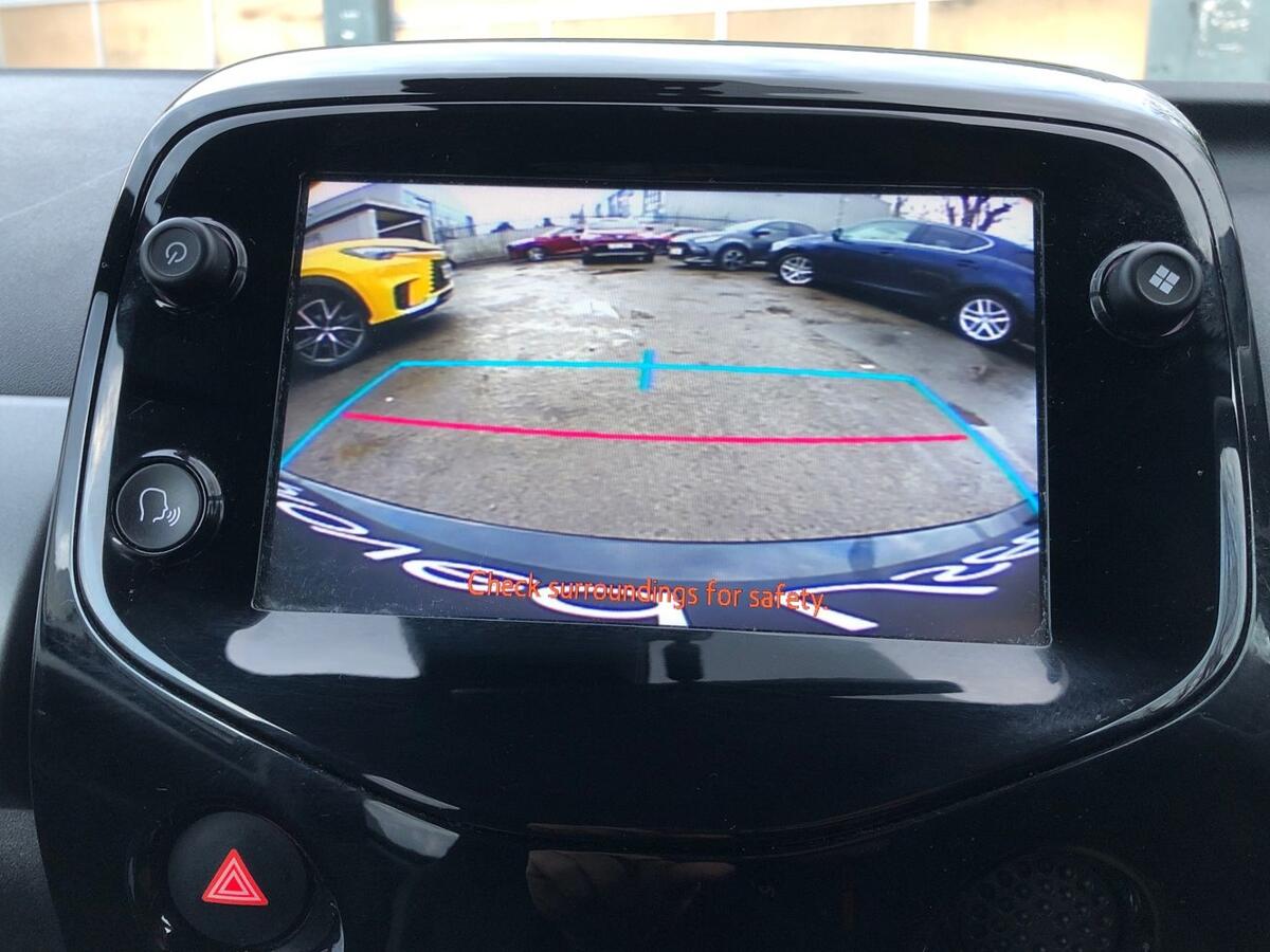 Used Toyota AYGO 2021 for sale - 76937340: Photo 9