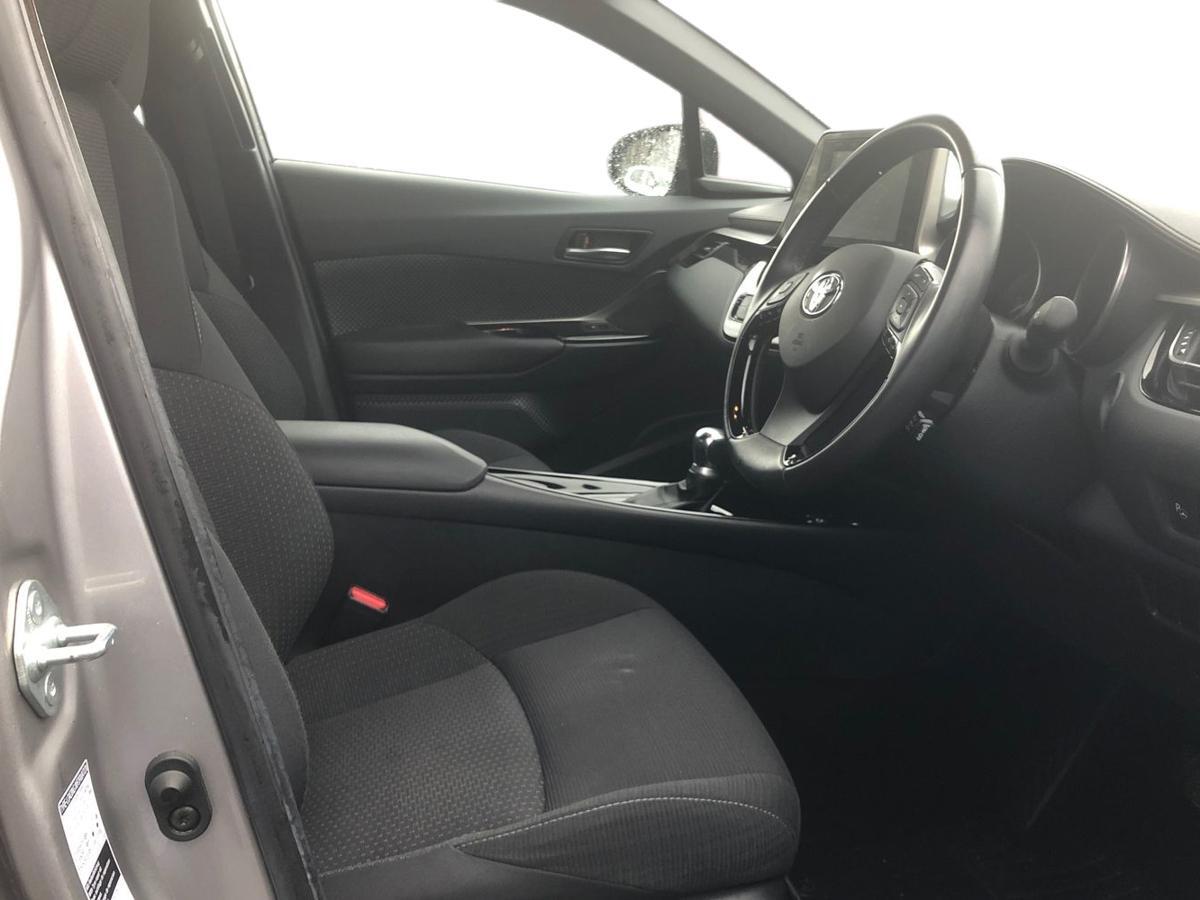 Used Toyota C-HR 2018 for sale - 76563190: Photo 12