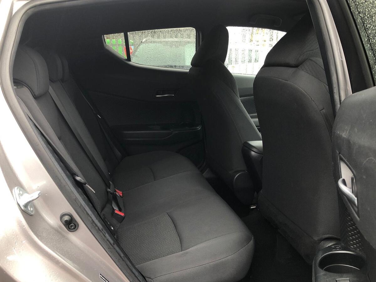 Used Toyota C-HR 2018 for sale - 76563190: Photo 14