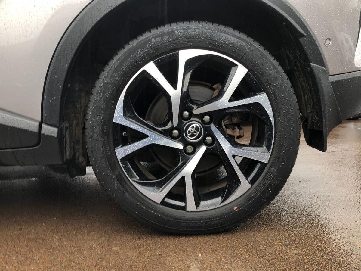 Used Toyota C-HR 2018 for sale - 76563190: Photo 15