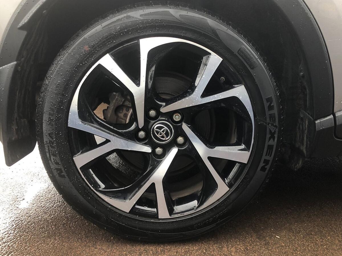 Used Toyota C-HR 2018 for sale - 76563190: Photo 16