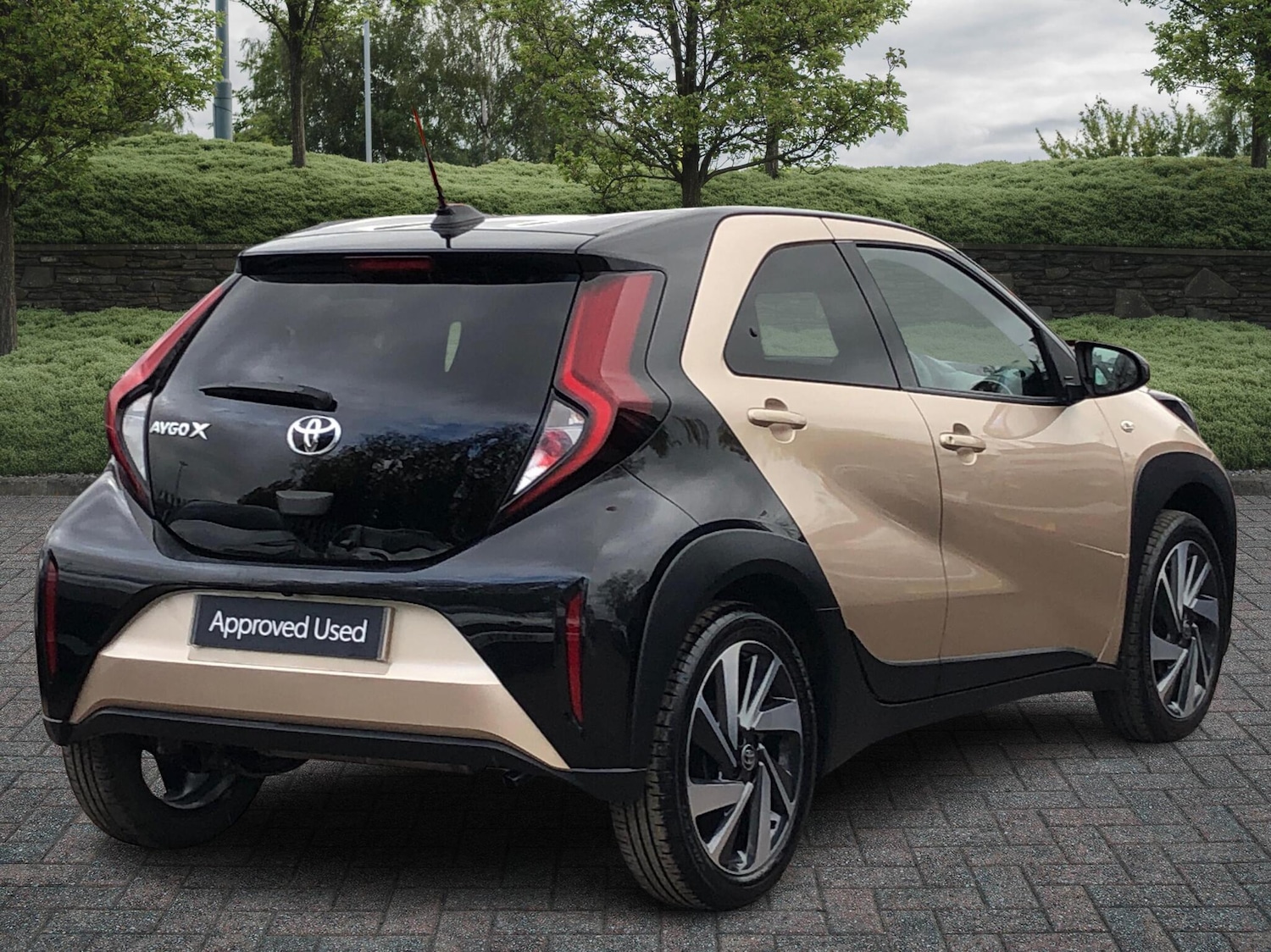 Used Toyota Aygo X 2023 for sale - 76474490: Photo 2