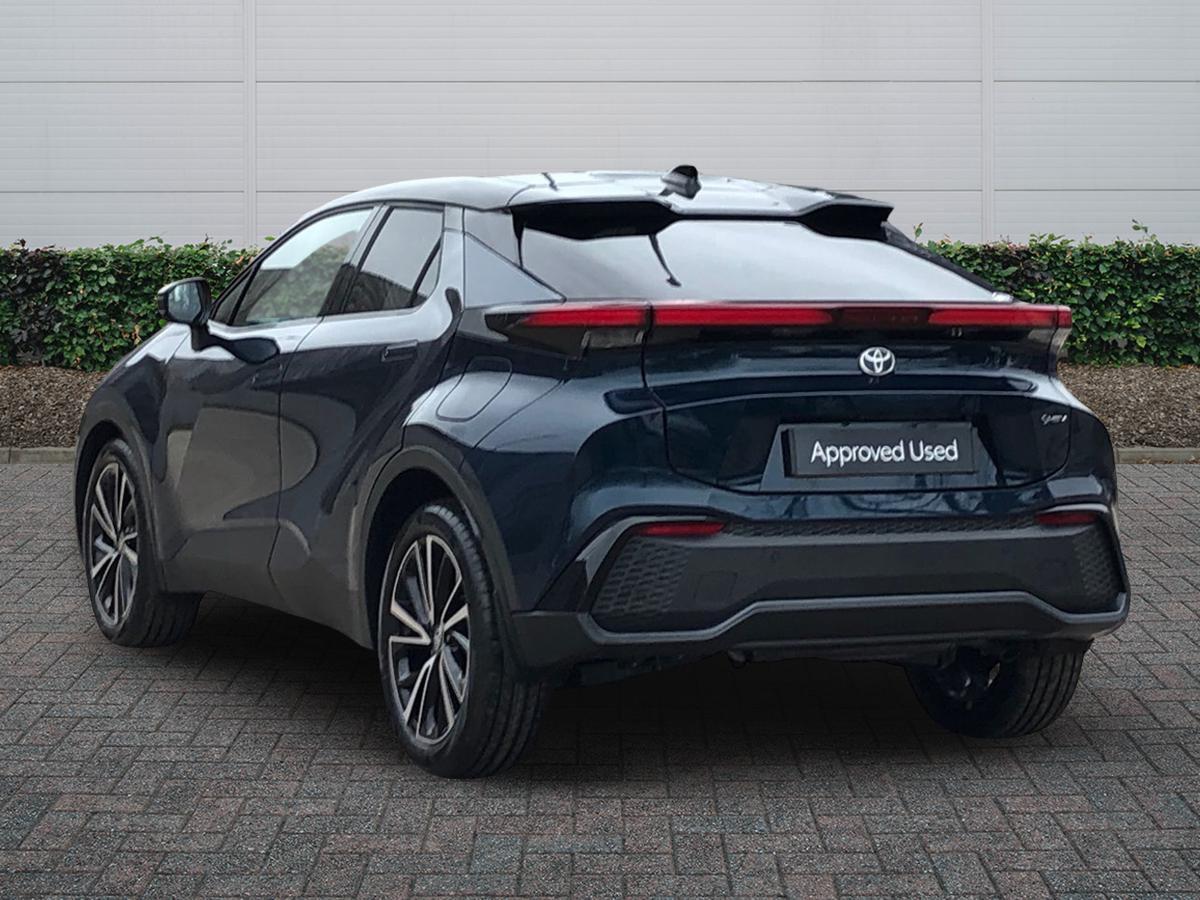 Used Toyota C-HR 2026 for sale - 77926831: Photo 2