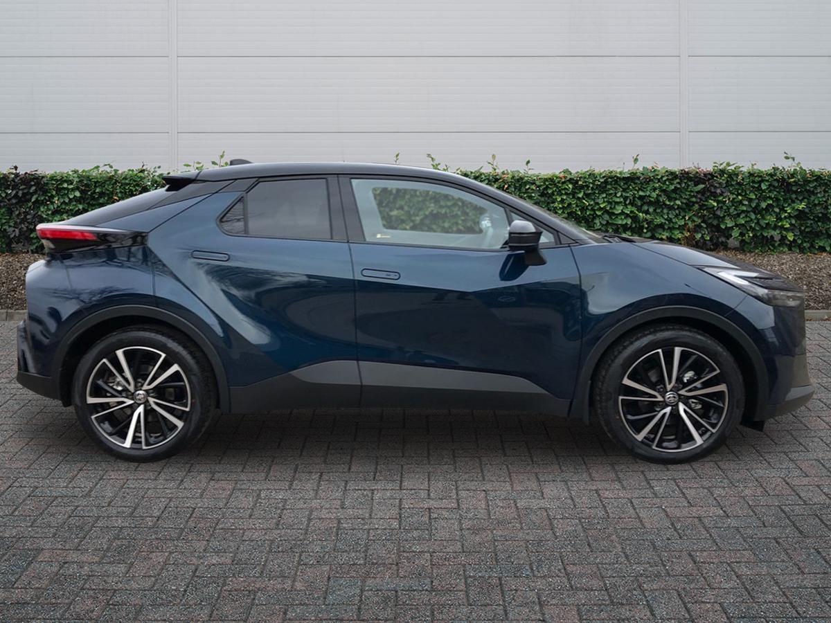 Used Toyota C-HR 2026 for sale - 77926831: Photo 5