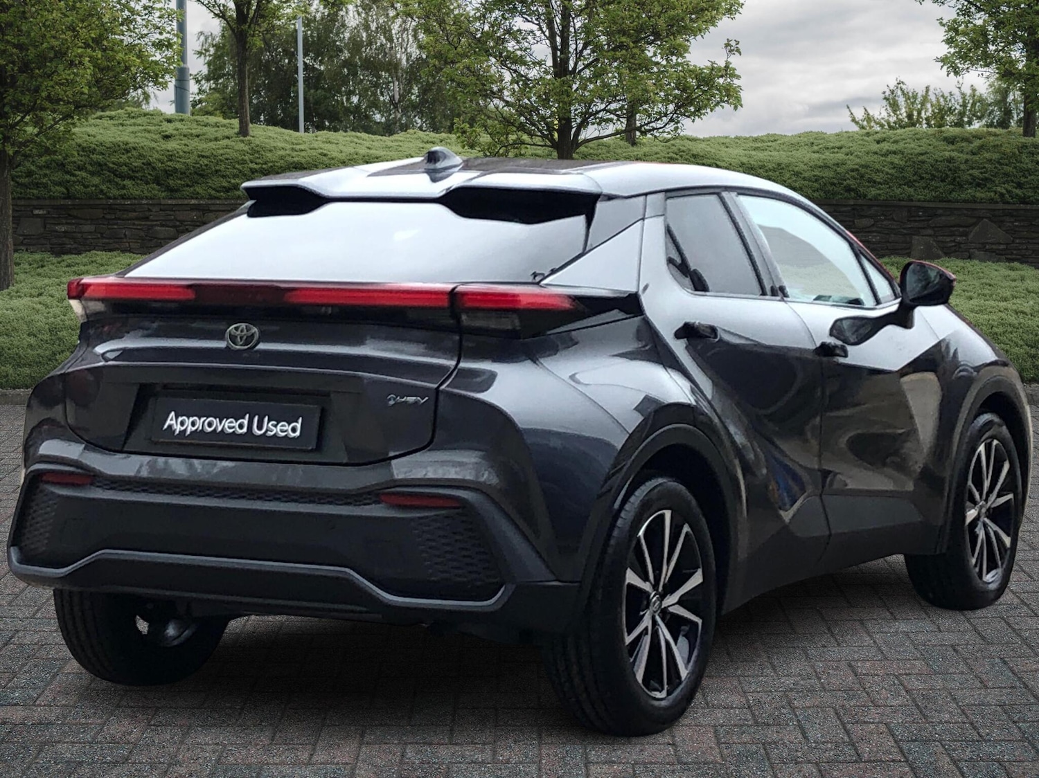 Used Toyota C-HR 2025 for sale - 78172180: Photo 3