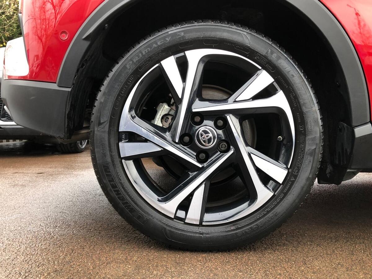 Used Toyota C-HR 2023 for sale - 77052426: Photo 15