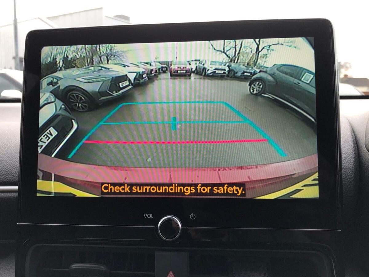 Used Toyota Yaris 2025 for sale - 77013640: Photo 8