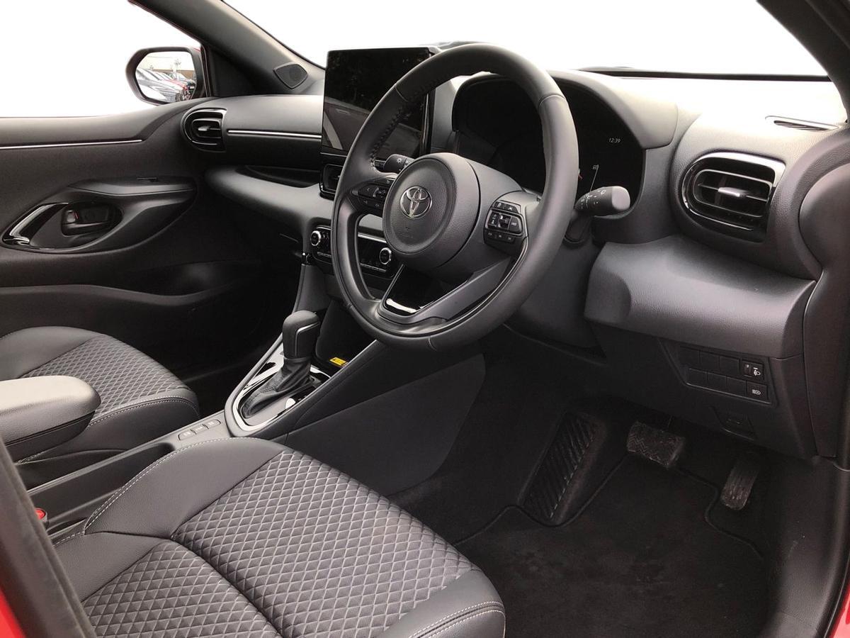 Used Toyota Yaris 2025 for sale - 77013640: Photo 9