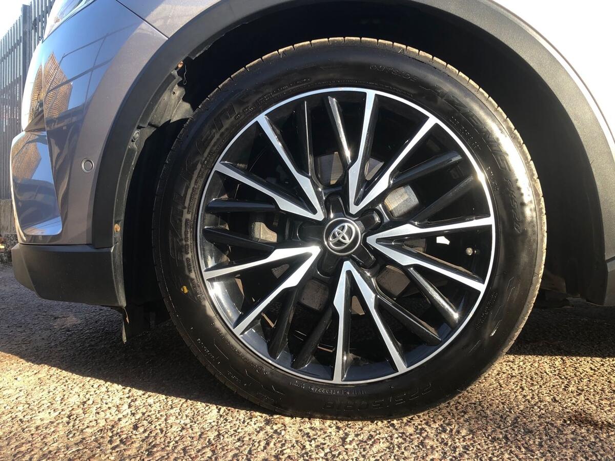 Used Toyota C-HR 2017 for sale - 76609274: Photo 14