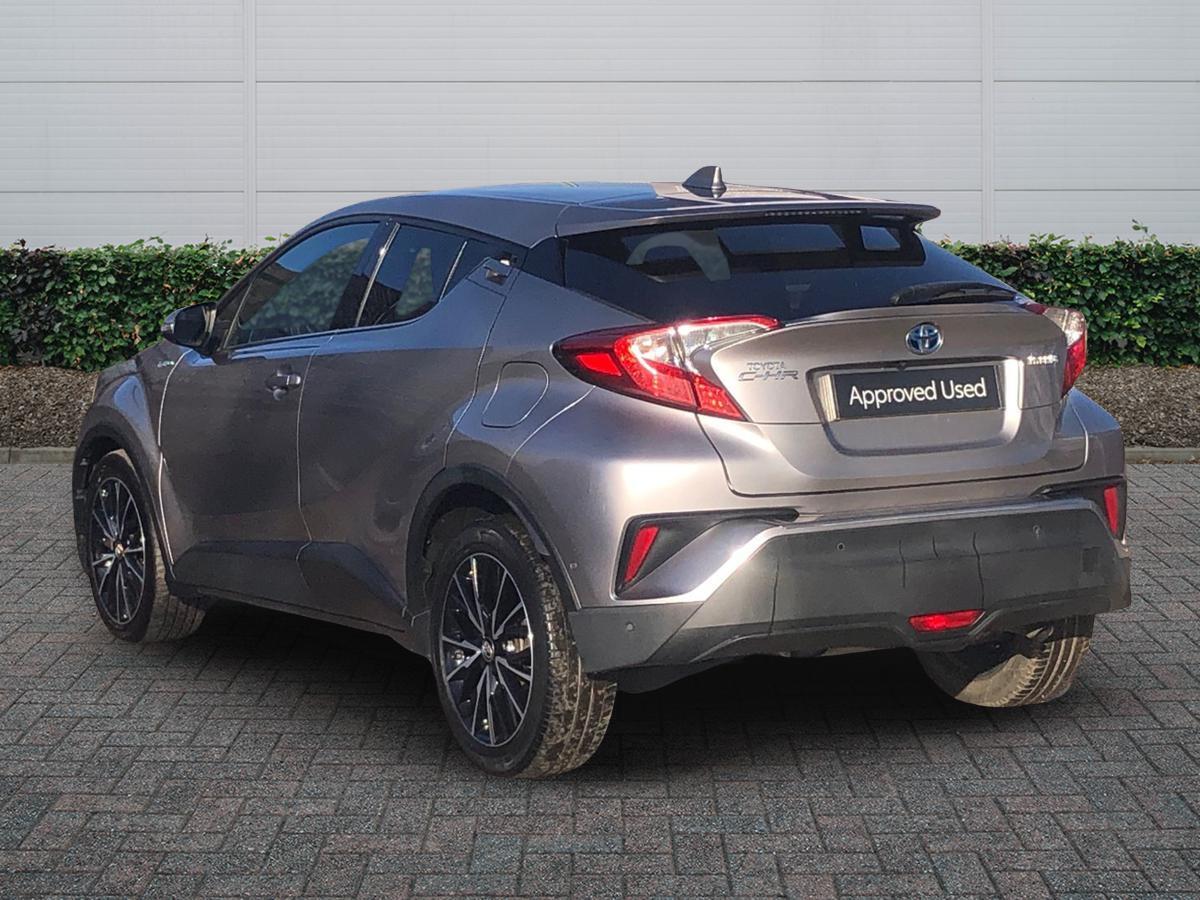 Used Toyota C-HR 2017 for sale - 76609274: Photo 2