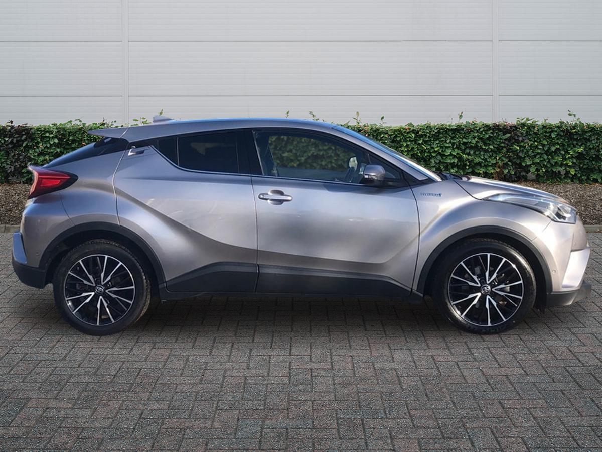 Used Toyota C-HR 2017 for sale - 76609274: Photo 5