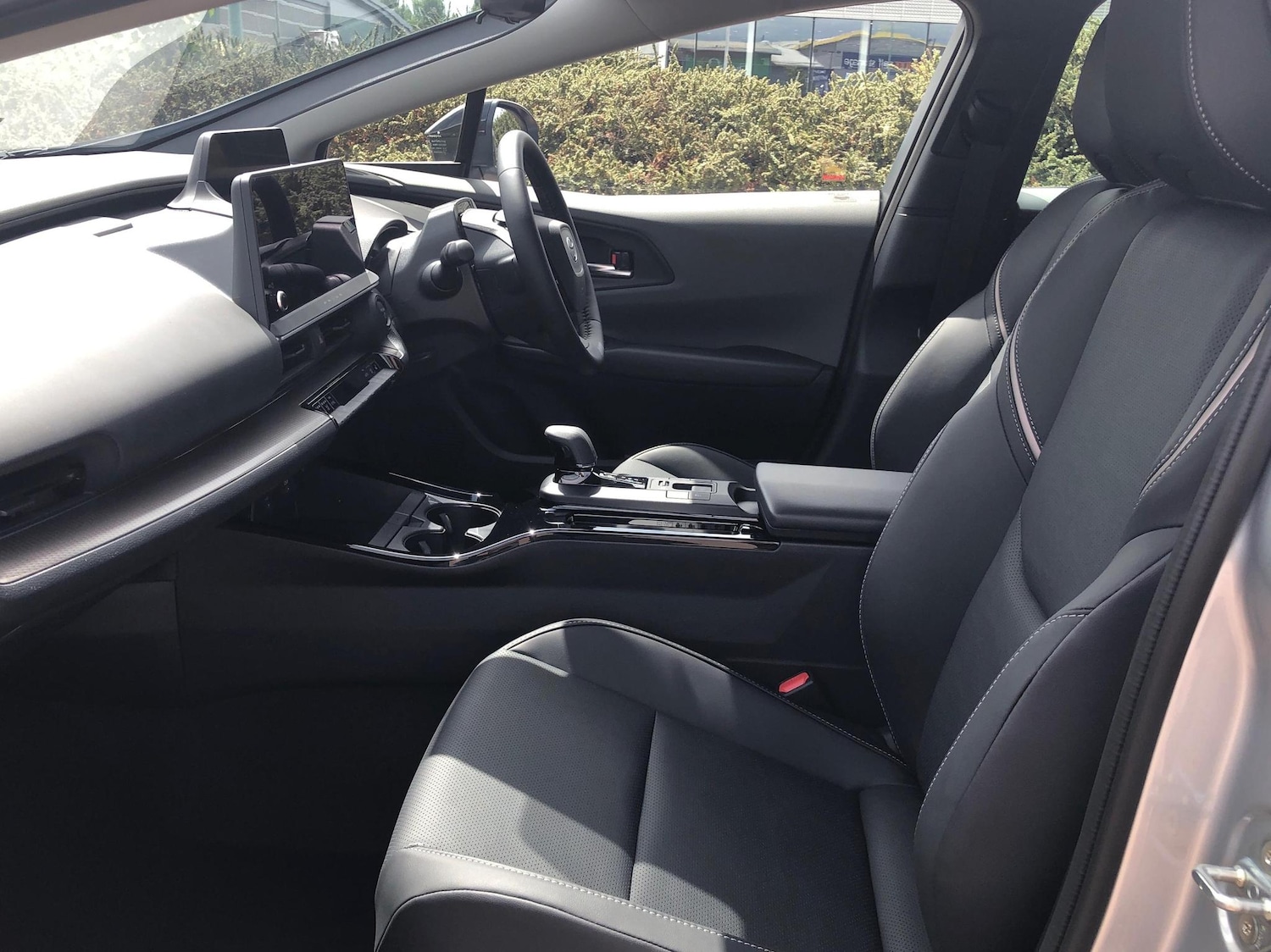 Used Toyota Prius 2025 for sale - 77052424: Photo 17