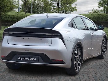 Used Toyota Prius 2025 for sale - 77052424: Photo