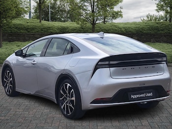 Used Toyota Prius 2025 for sale - 77052424: Photo