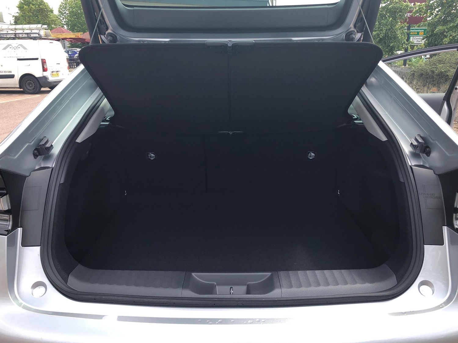 Used Toyota Prius 2025 for sale - 77052424: Photo 9