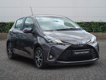 Used Toyota Yaris 2018 for sale - 79329240: Photo
