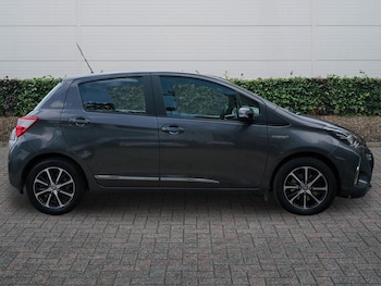 Used Toyota Yaris 2018 for sale - 79329240: Photo