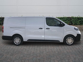 Used Toyota ProAce 2024 for sale - 79541305: Photo