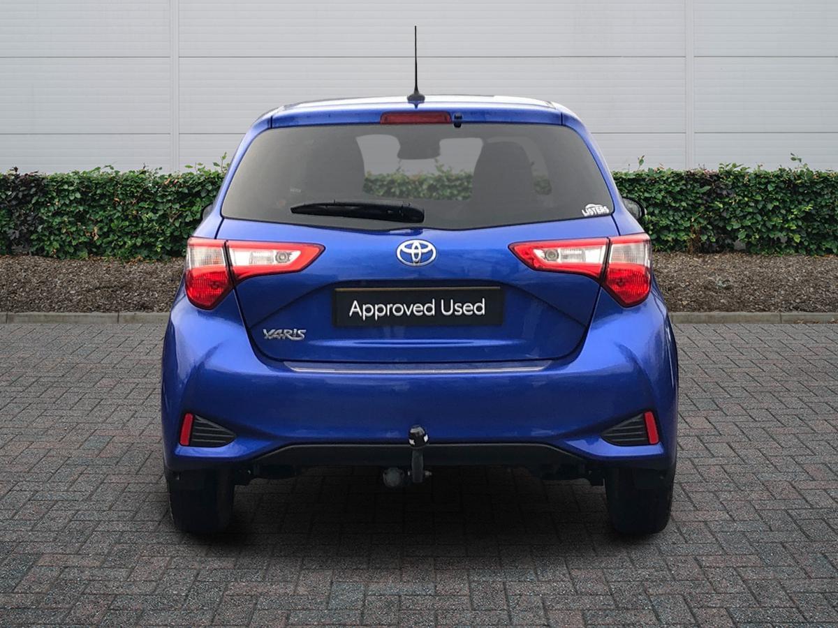 Used Toyota Yaris 2017 for sale - 77145351: Photo 5