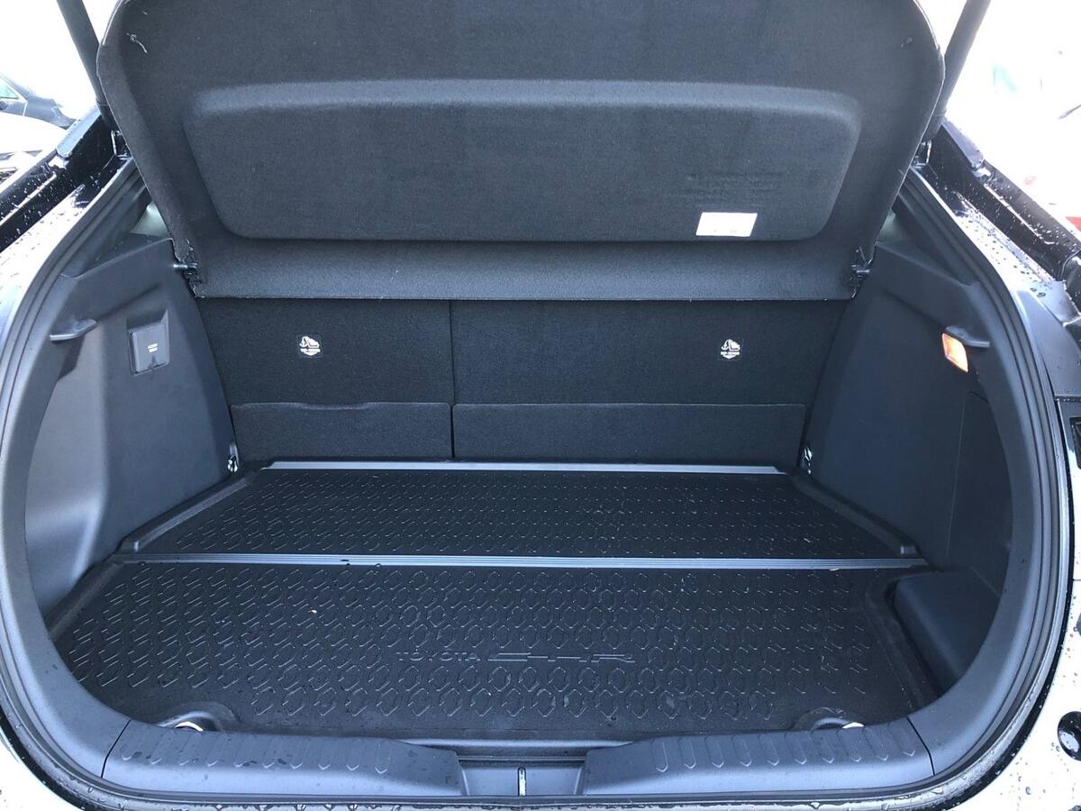 Used Toyota C-HR 2025 for sale - 76716662: Photo 10