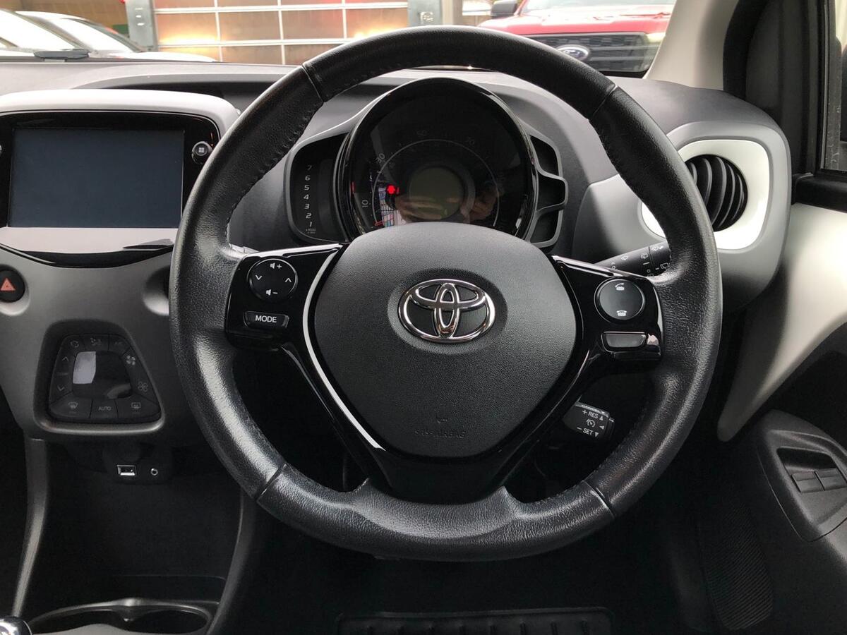 Used Toyota AYGO 2019 for sale - 76837763: Photo 16