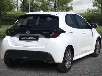 Used Toyota Yaris 2023 for sale - 75015171: Photo