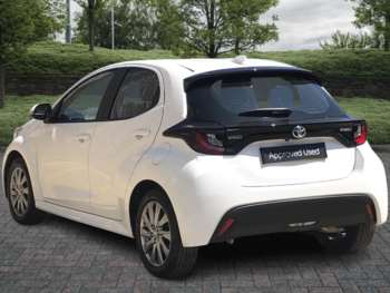 Used Toyota Yaris 2023 for sale - 75015171: Photo