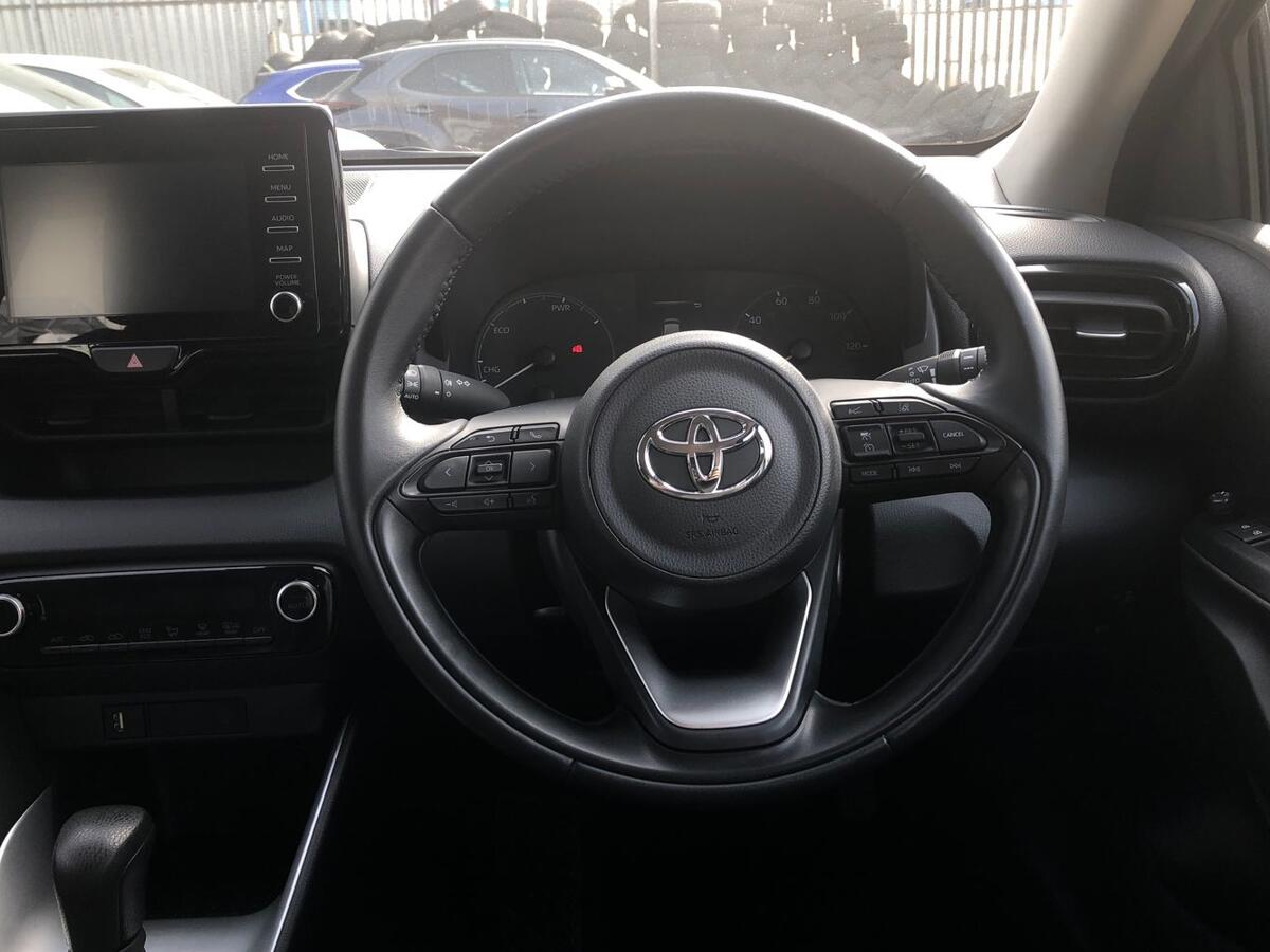Used Toyota Yaris 2023 for sale - 78049043: Photo 10
