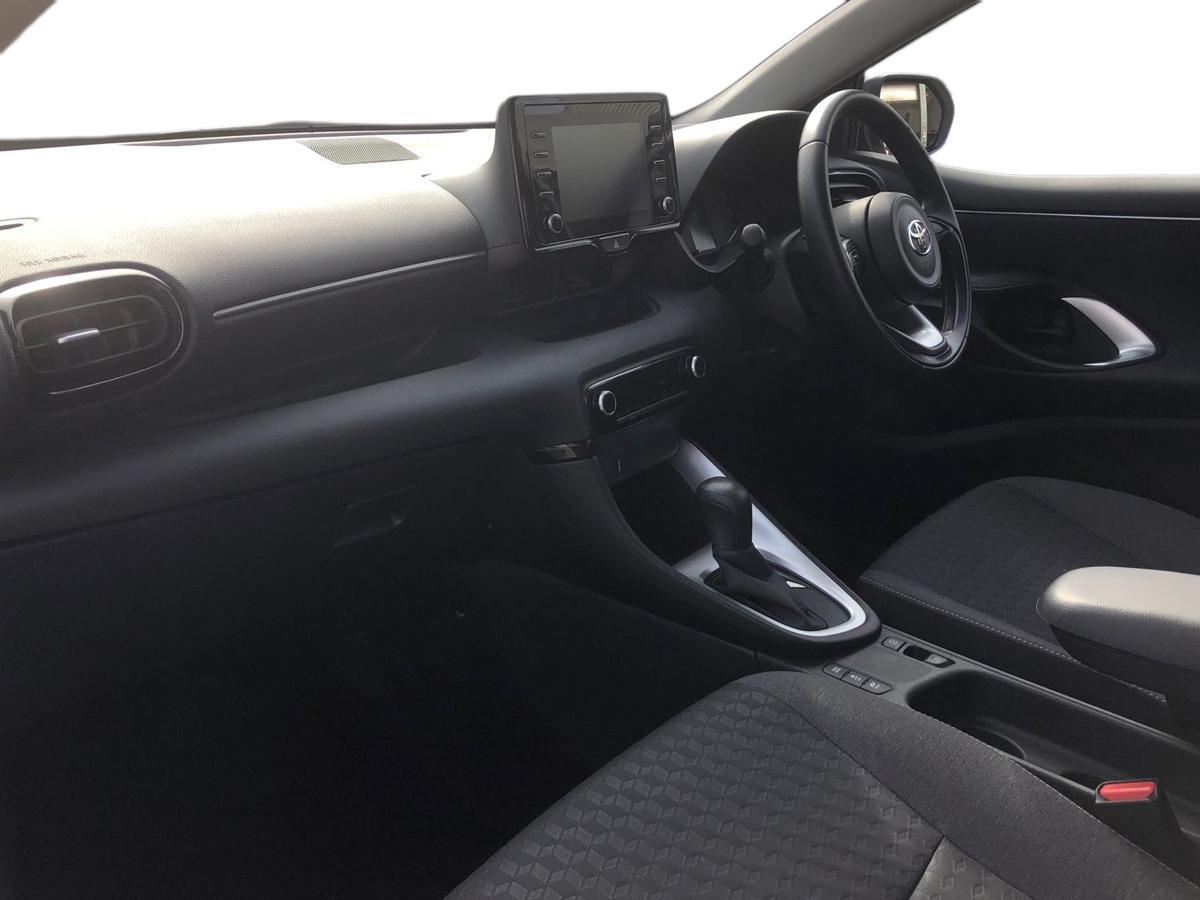 Used Toyota Yaris 2023 for sale - 78049043: Photo 15