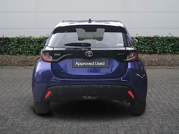 Used Toyota Yaris 2024 for sale - 78377100: Photo