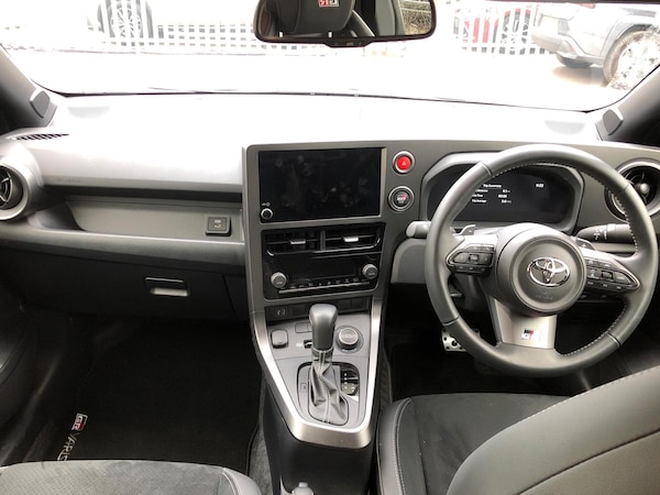 Used Toyota Yaris 2024 for sale - 76241289: Photo 12