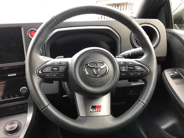 Used Toyota Yaris 2024 for sale - 76241289: Photo 13