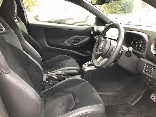 Used Toyota Yaris 2024 for sale - 76241289: Photo 18