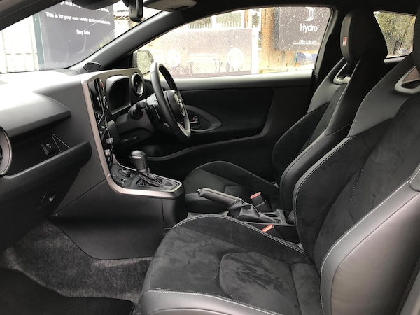 Used Toyota Yaris 2024 for sale - 76241289: Photo 19