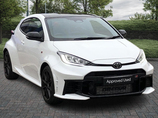 Used Toyota Yaris 2024 for sale - 76241289: Photo 1