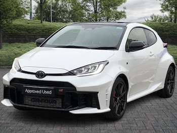 Used Toyota Yaris 2024 for sale - 76241289: Photo 2