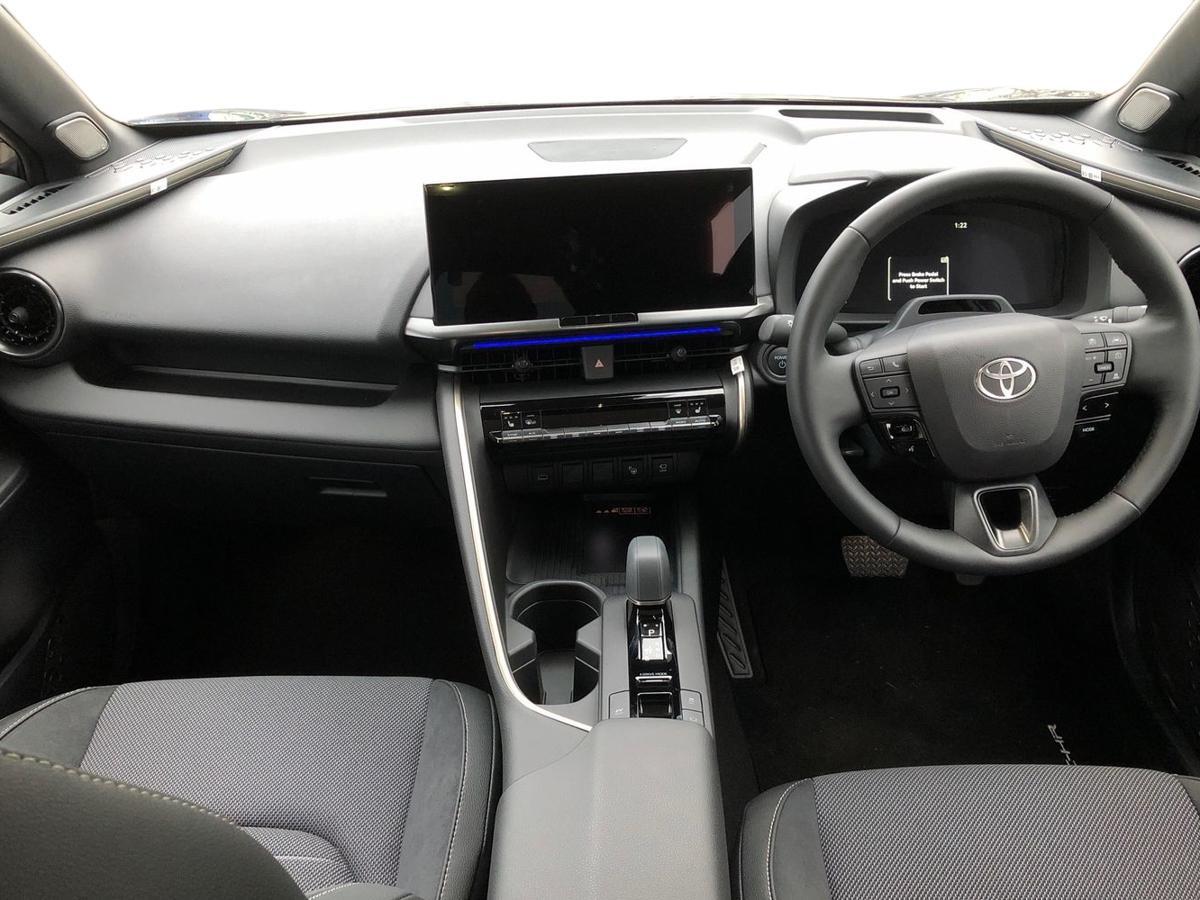 Used Toyota C-HR 2025 for sale - 77046412: Photo 9