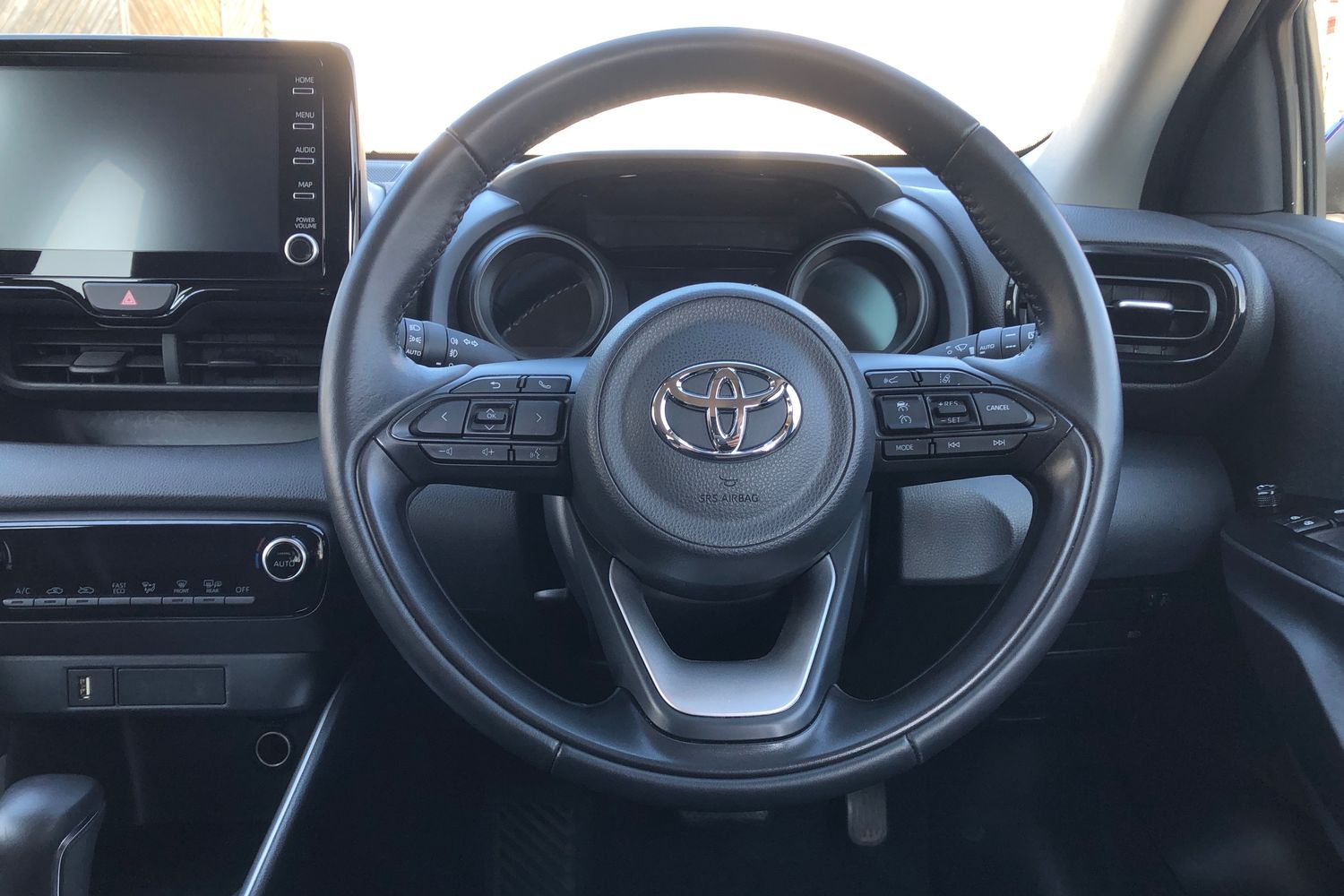 Used Toyota Yaris 2023 for sale - 77755167: Photo 17