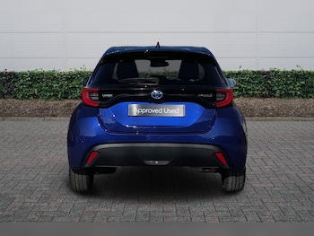 Used Toyota Yaris 2023 for sale - 77755167: Photo