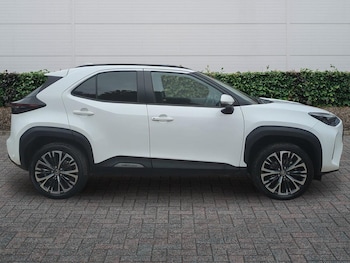 Used Toyota Yaris Cross 2023 for sale - 78967000: Photo