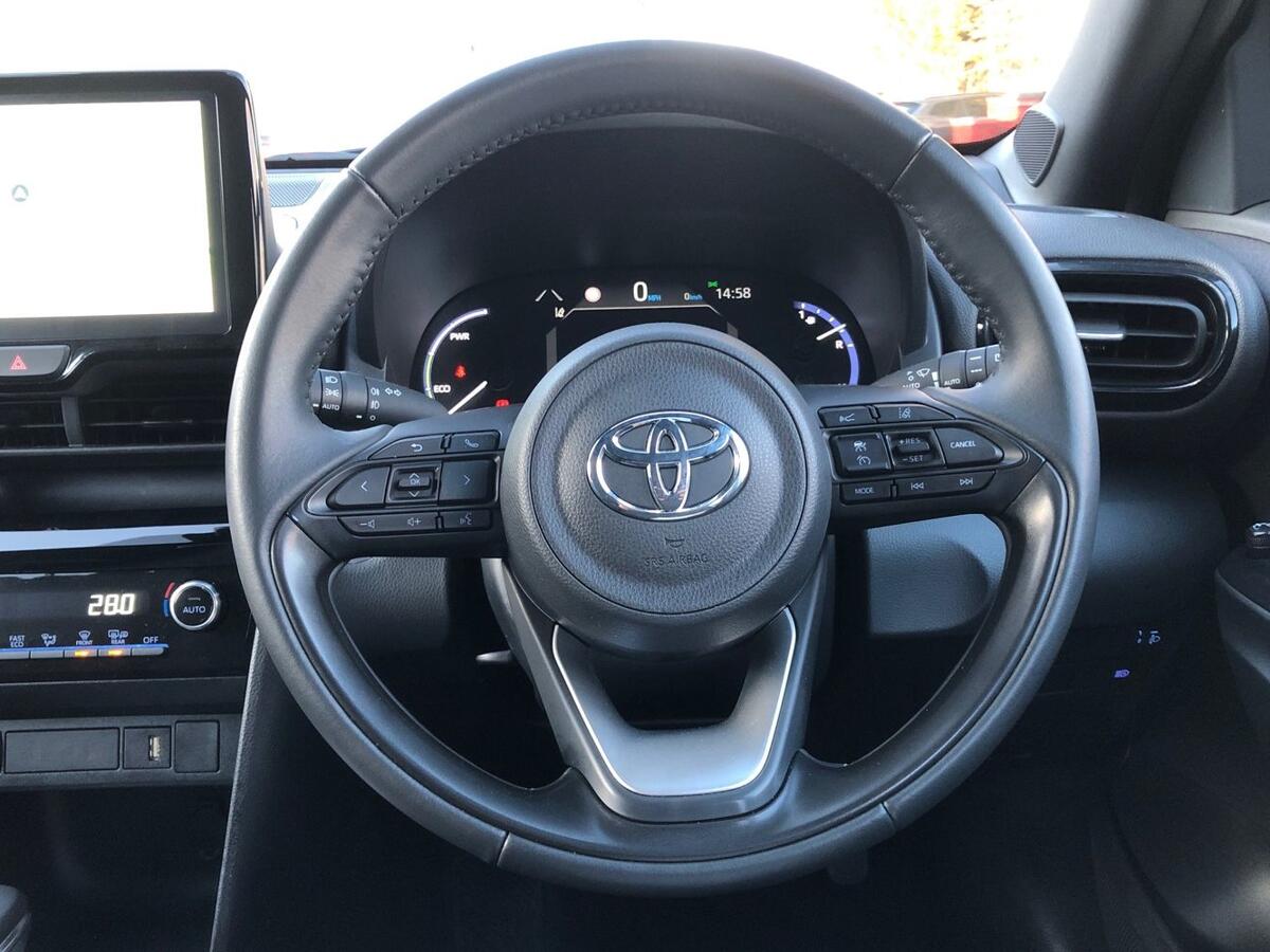 Used Toyota Yaris Cross 2023 for sale - 77145342: Photo 18