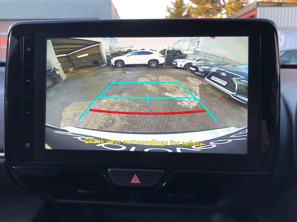 Used Toyota Yaris Cross 2023 for sale - 77145342: Photo 21