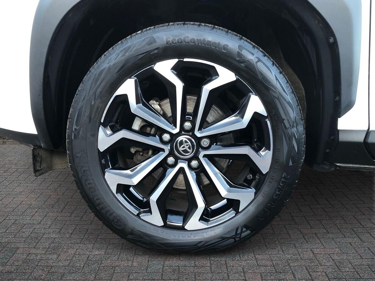 Used Toyota Yaris Cross 2023 for sale - 77145342: Photo 6