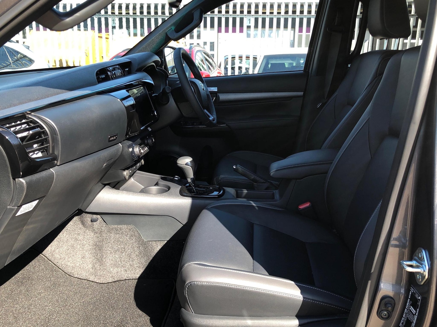 Used Toyota Hilux 2025 for sale - 76574686: Photo 15