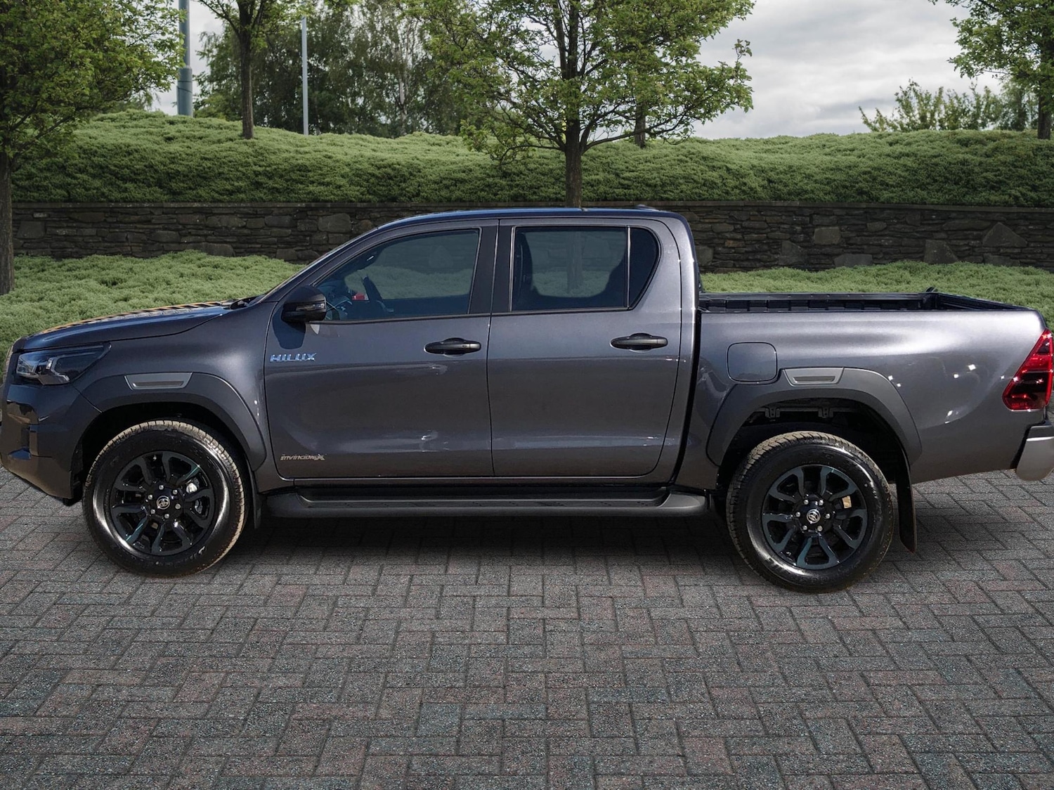 Used Toyota Hilux 2025 for sale - 76574686: Photo 7