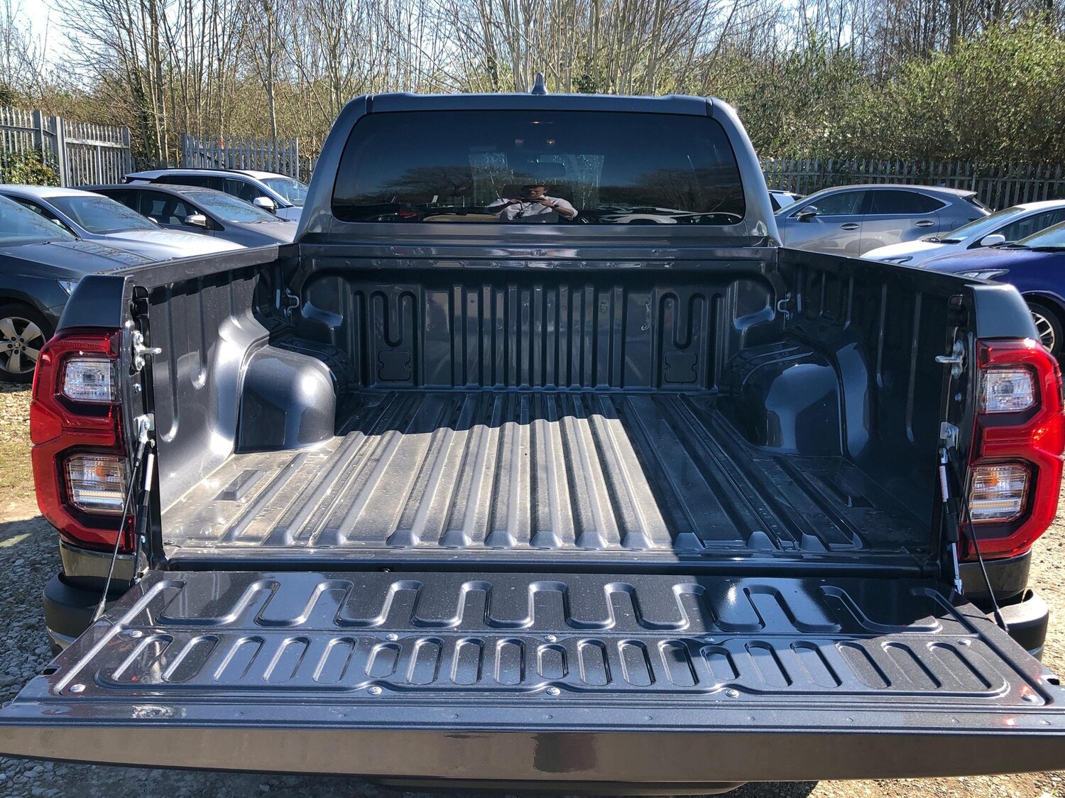 Used Toyota Hilux 2025 for sale - 76574686: Photo 9