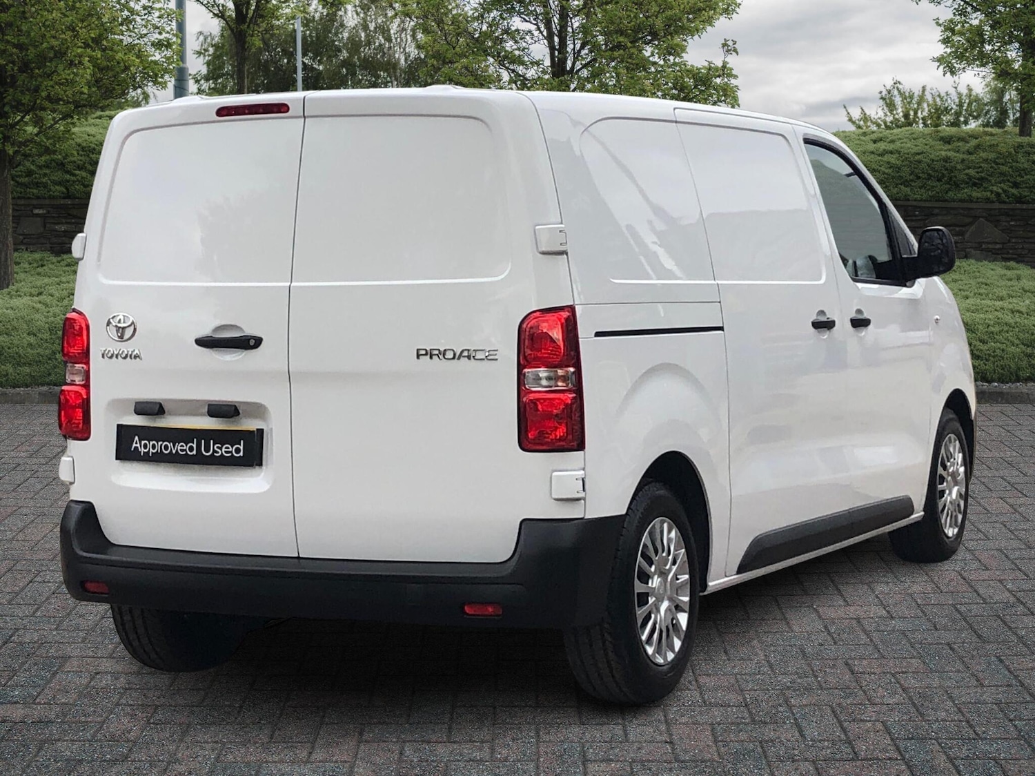 Used Toyota ProAce 2025 for sale - 76389761: Photo 2