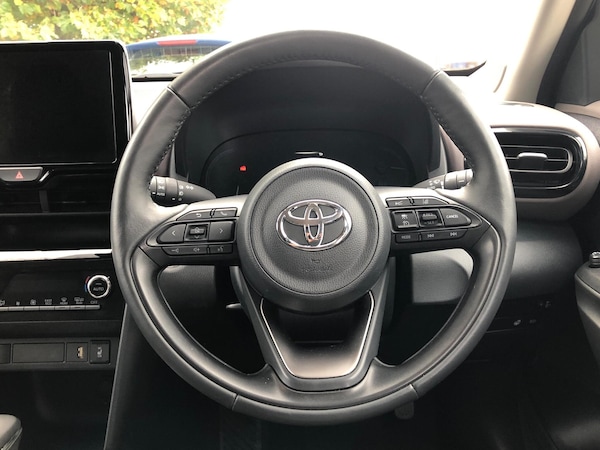 Used Toyota Yaris Cross 2023 for sale - 76296943: Photo 10