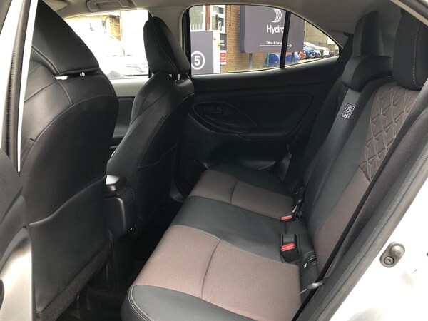 Used Toyota Yaris Cross 2023 for sale - 76296943: Photo 14