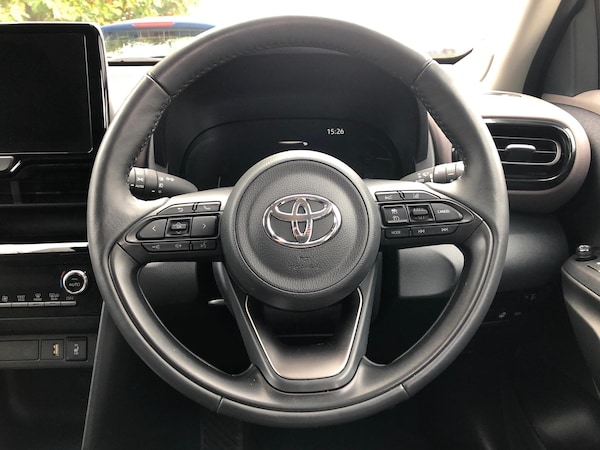 Used Toyota Yaris Cross 2023 for sale - 76296943: Photo 8